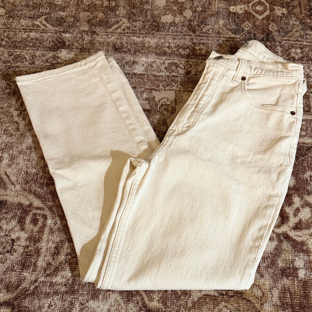 Abercrombie & Fitch Women's Cream Ankle Jeans